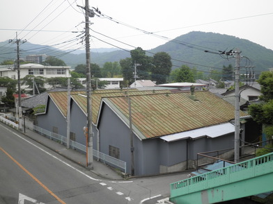写真:前原倉庫の外観