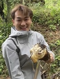 退任した大畠氏の写真