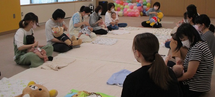 写真：ぷち赤ちゃんサロン