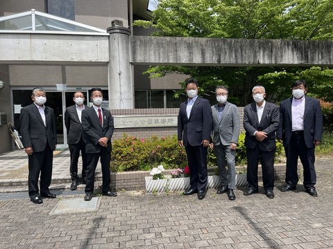 写真:大阪府堺市での視察