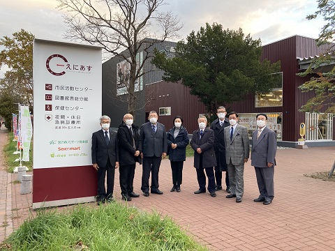 写真:北海道恵庭市での視察