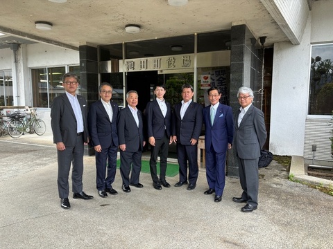写真:福井県池田町での視察