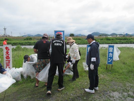 写真：第31回渡良瀬川クリーン運動の様子2